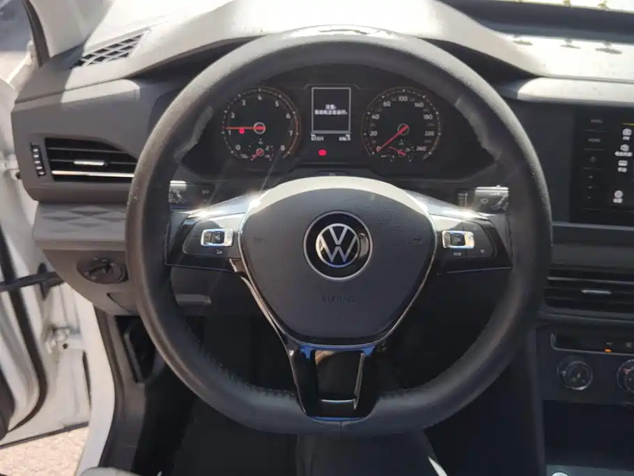 Volkswagen Tharu — миниатюра 15