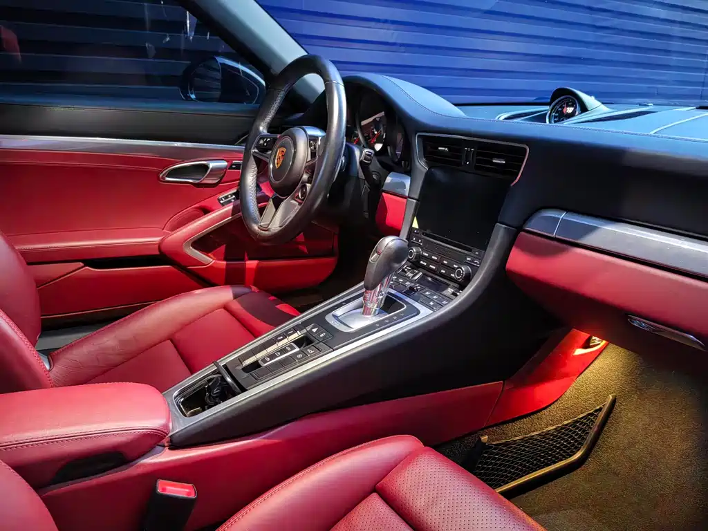Porsche 911 2016 Carrera Cabriolet 3.0T