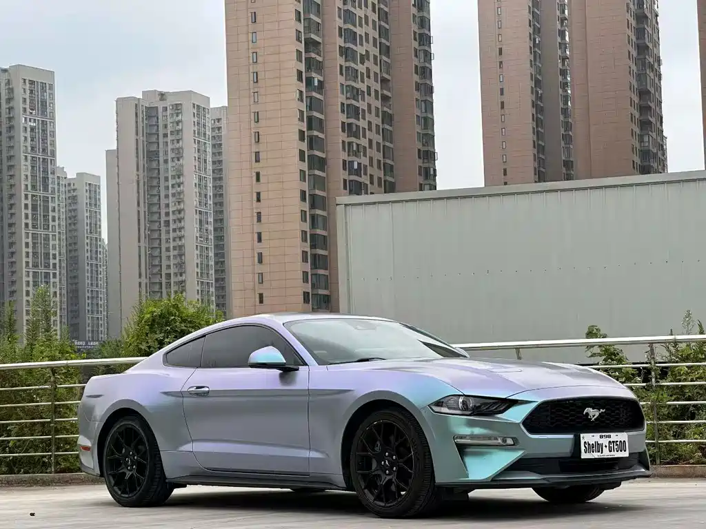 Ford Mustang — миниатюра 3