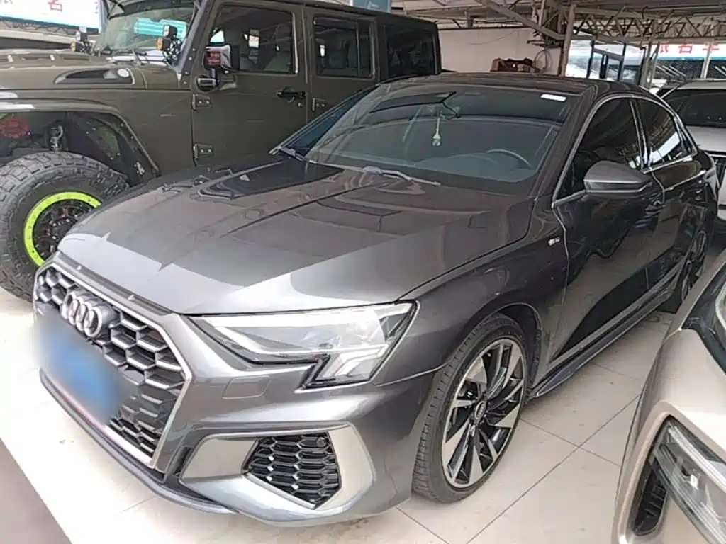 奥迪A3 2023款 改款 A3L Limousine 35 TFSI 时尚运动型 2023