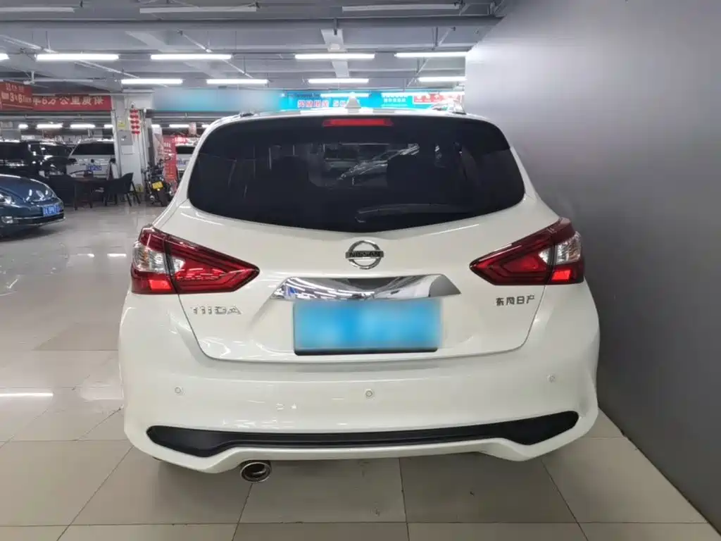 Nissan Tiida — миниатюра 6