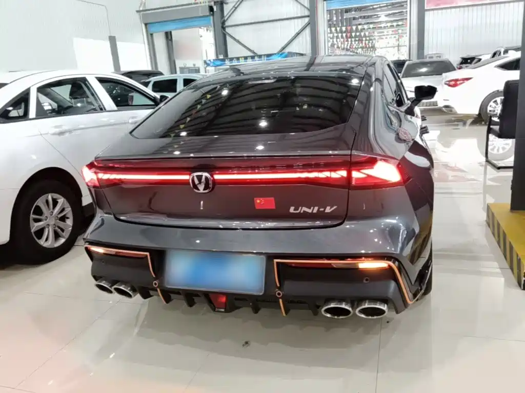 Changan UNI-V — миниатюра 6
