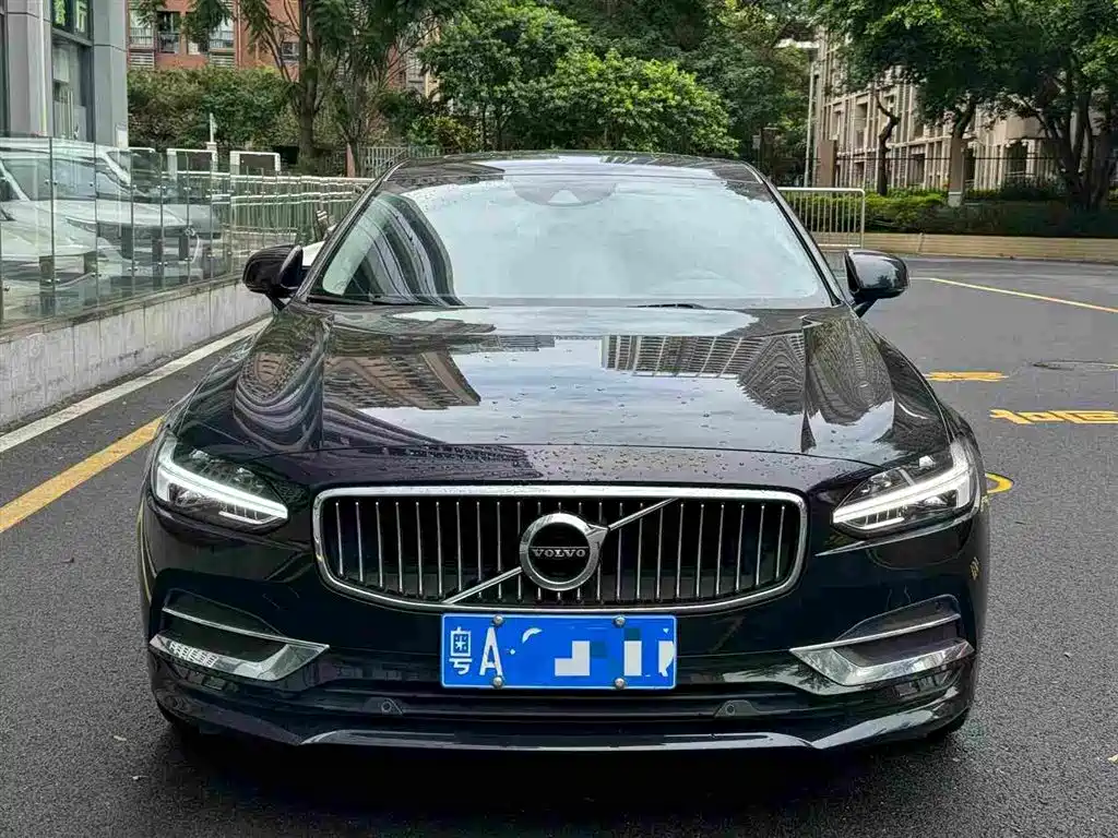 Volvo S90 — миниатюра 3