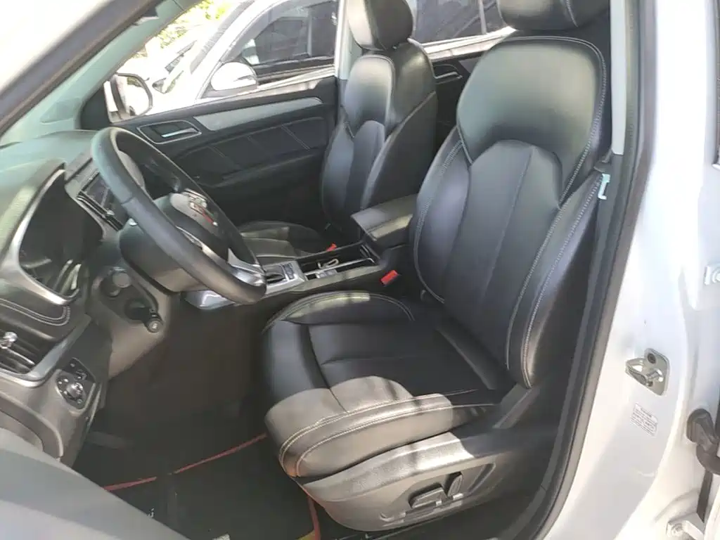 Roewe RX5 — миниатюра 15