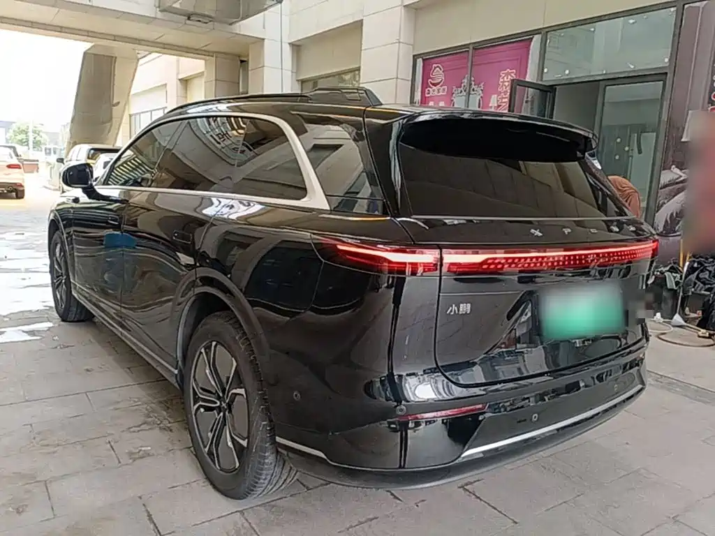 XPeng G9 — миниатюра 5
