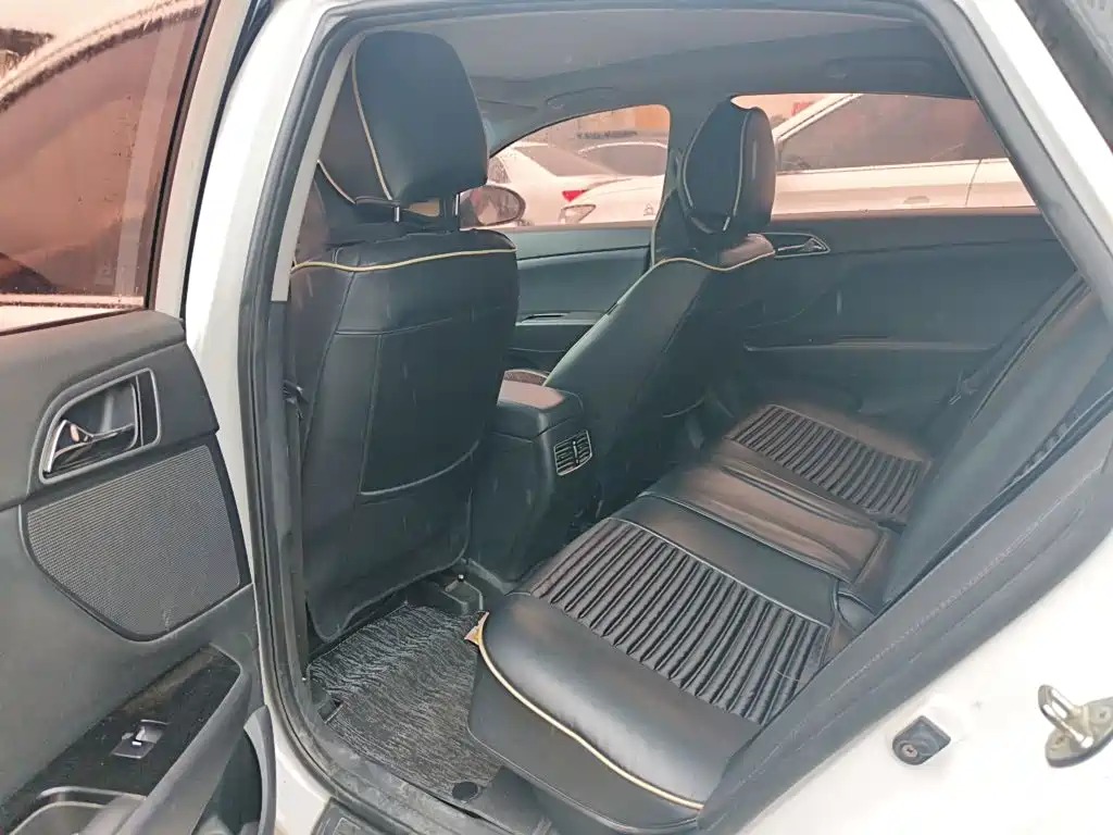 Hyundai Mistra — миниатюра 13
