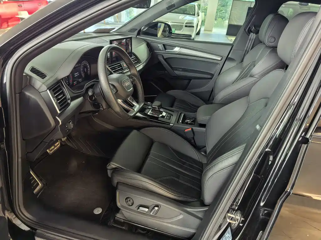 Audi Q5L — миниатюра 4
