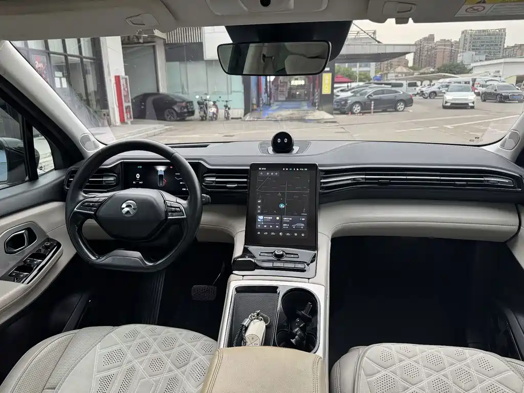 NIO ES8 — миниатюра 14