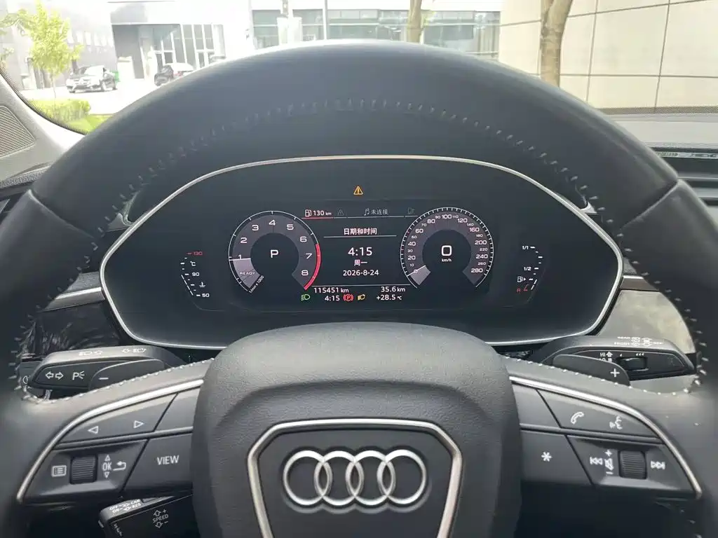 Audi Q3 — миниатюра 12
