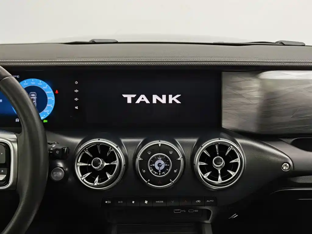 Tank Tank 300 — миниатюра 12