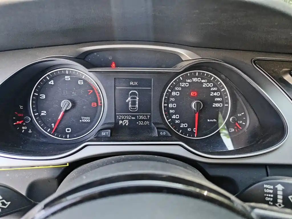 Audi A4L — миниатюра 12