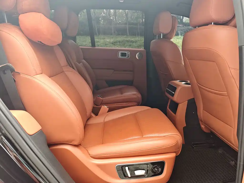 Li Auto Li L8 — миниатюра 16