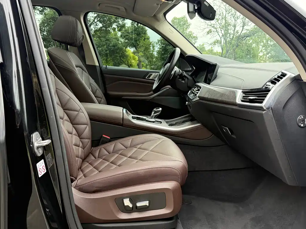 BMW X5 — миниатюра 18