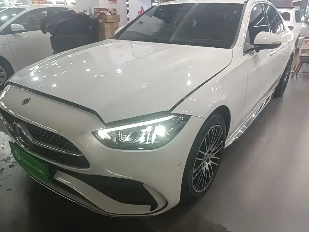 Mercedes-Benz C-Class — миниатюра 2