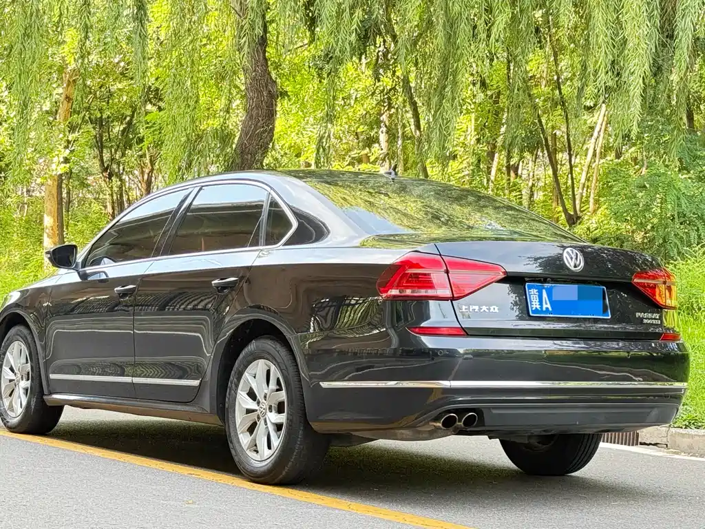 Volkswagen Passat 2017 330TSI DSG