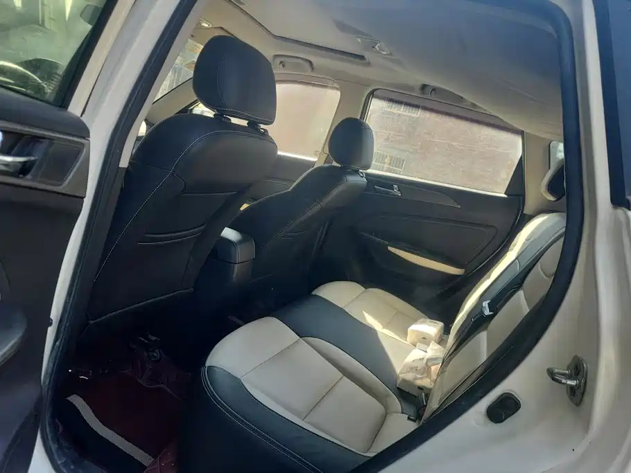 Changan CS35 — миниатюра 11