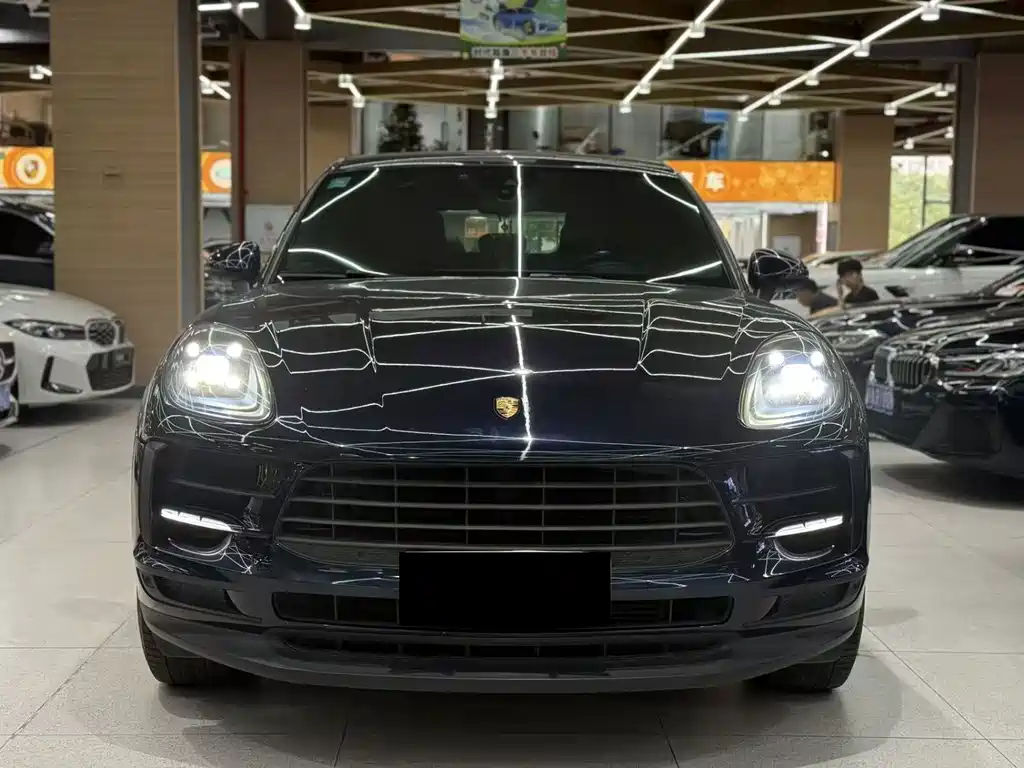 Porsche Macan — миниатюра 2