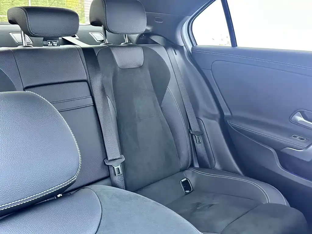 Mercedes-Benz A-Class — миниатюра 18