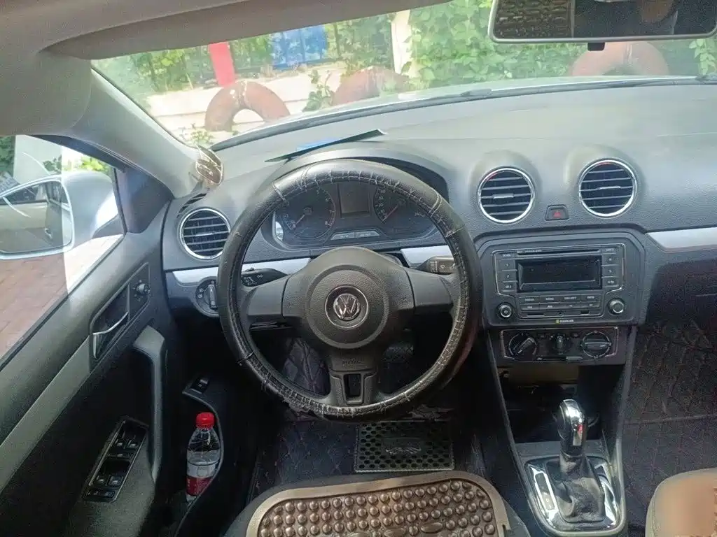 Volkswagen Jetta — миниатюра 3