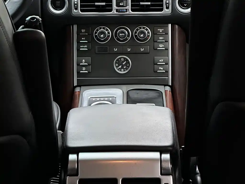 Land Rover Range Rover — миниатюра 11