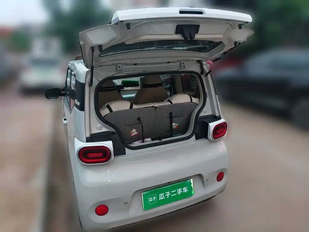 Wuling MINIEV — миниатюра 20