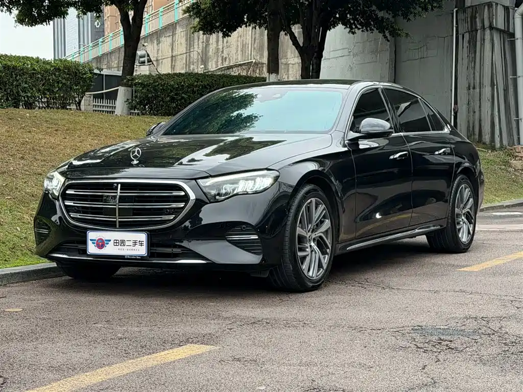 Mercedes-Benz E-Class 2024