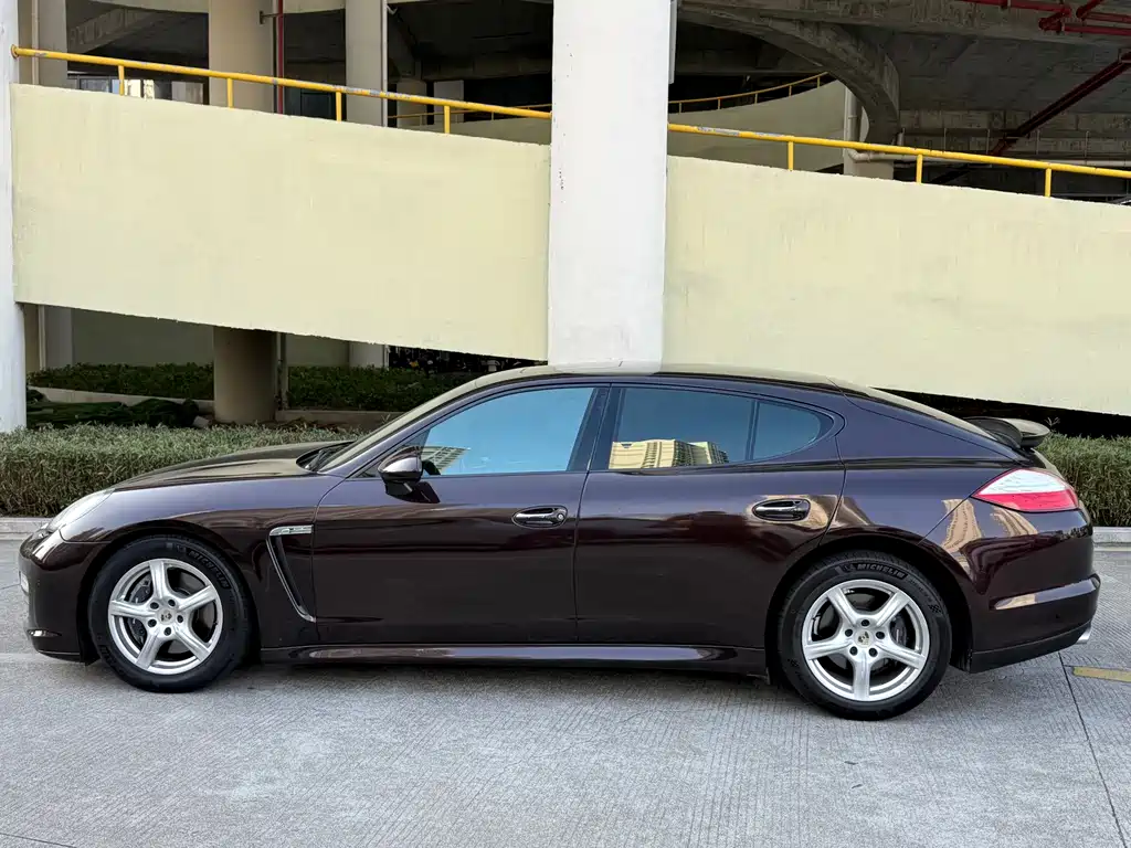 Porsche Panamera — миниатюра 9
