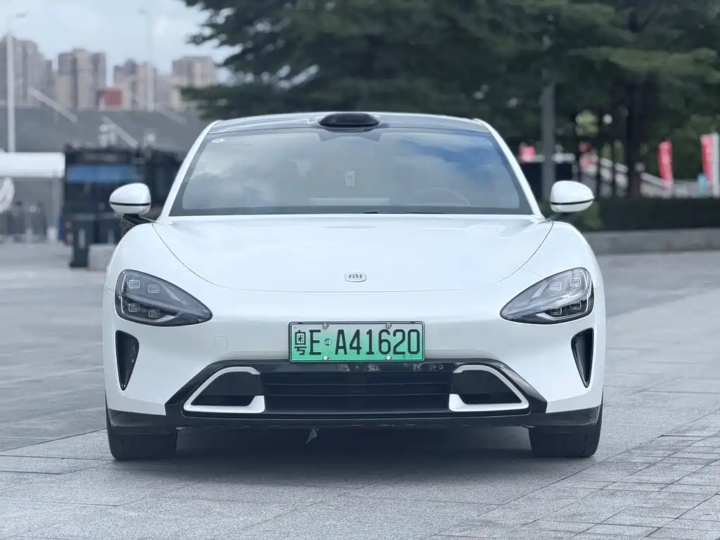 Xiaomi SU7 — миниатюра 2