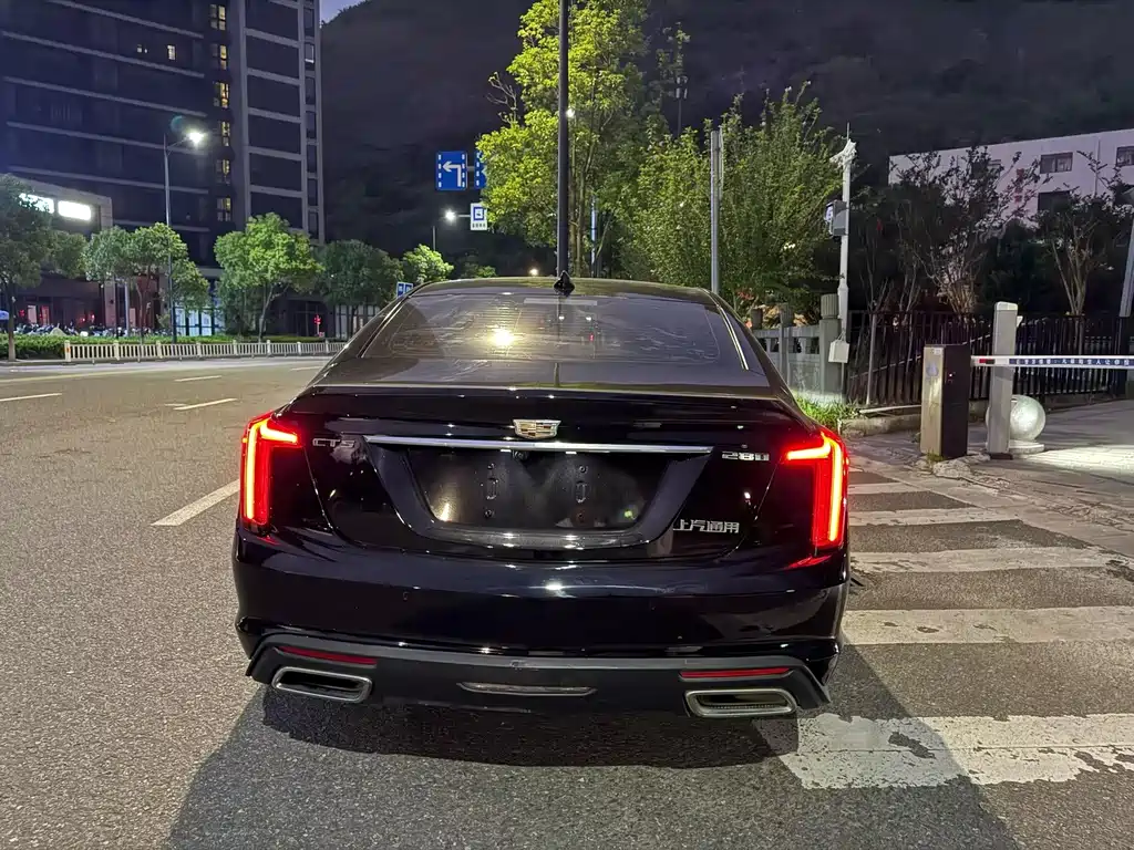 Cadillac CT5 — миниатюра 9