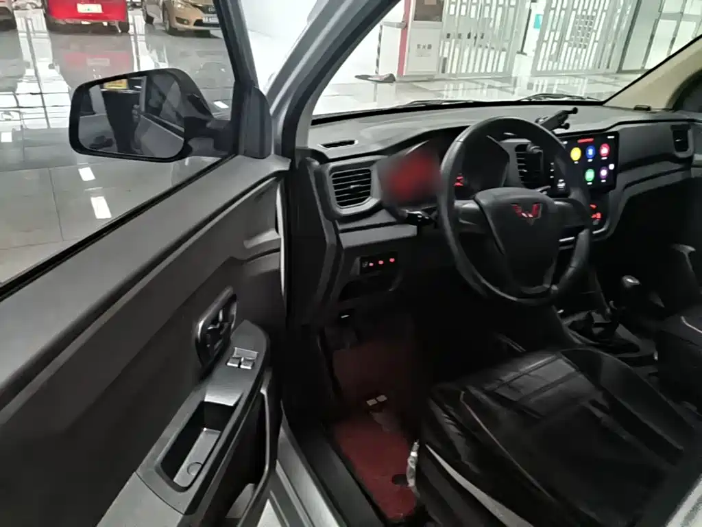 Wuling Hongguang V — миниатюра 16