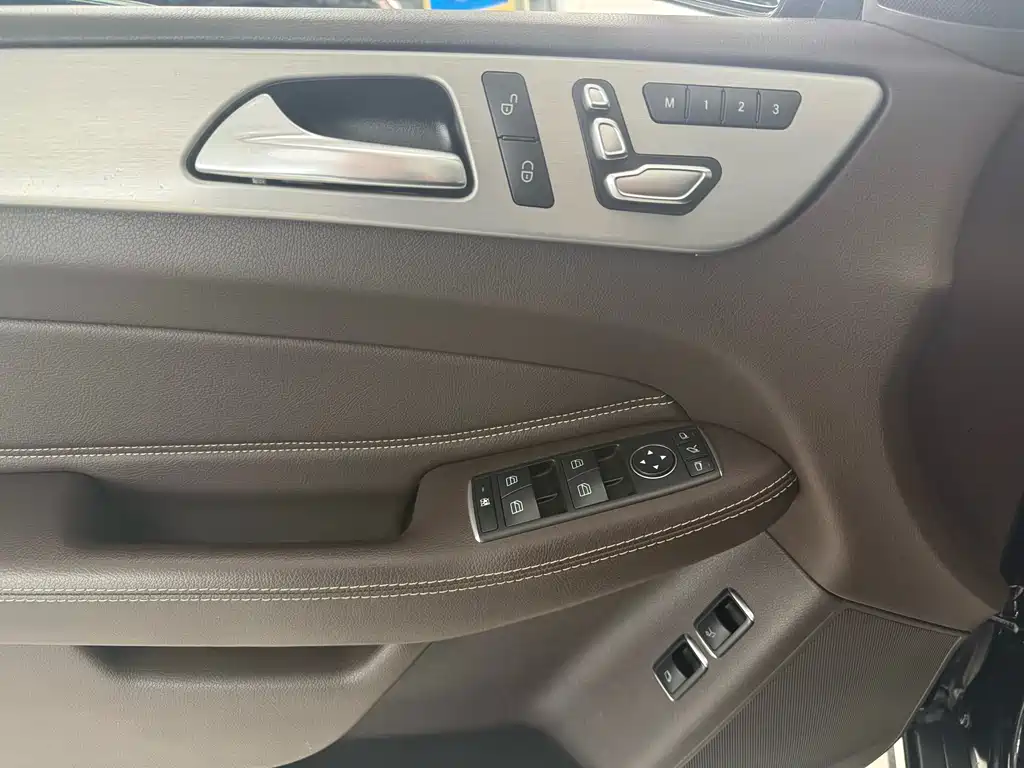 Mercedes-Benz GLS GLS 400 4MATIC Dynamic Type, фото 5