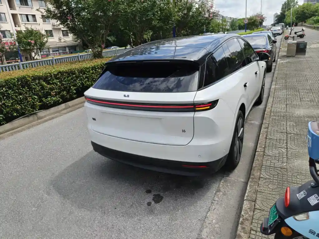 Li Auto Li i6 — миниатюра 2