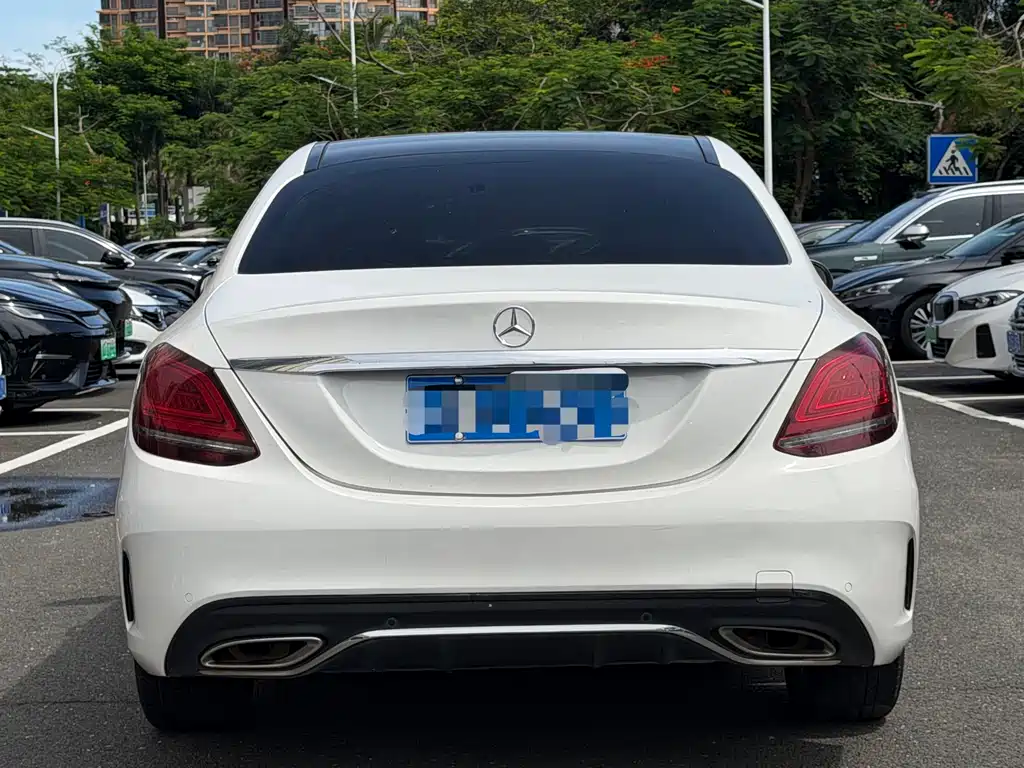 Mercedes-Benz C-Class — миниатюра 5