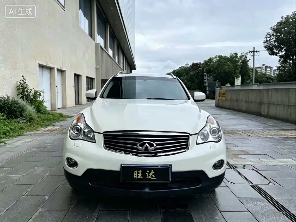 Infiniti QX50 2013 2.5L