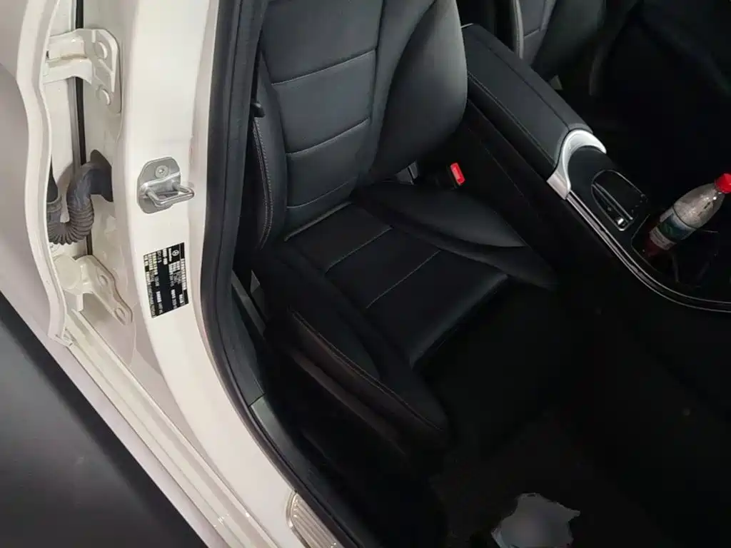 Mercedes-Benz C-Class — миниатюра 25