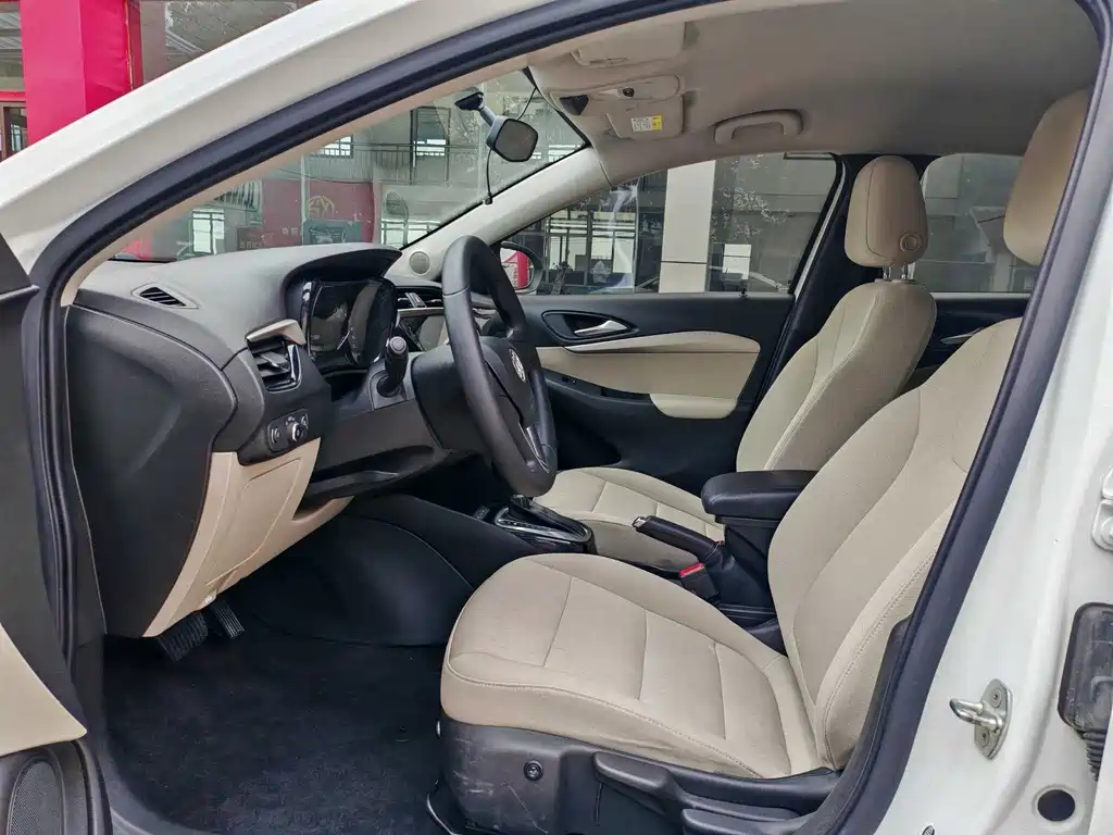 Buick Excelle — миниатюра 4