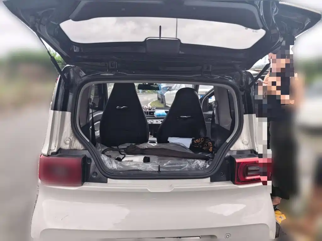 Wuling MINIEV — миниатюра 15