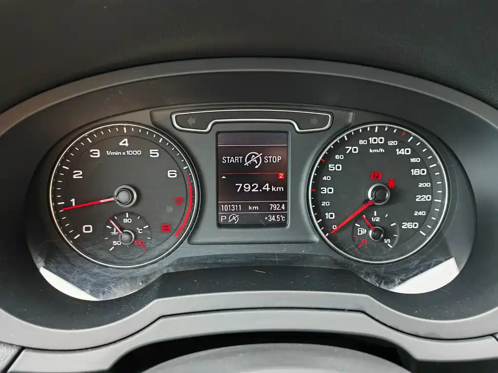 Audi Q3 — миниатюра 5