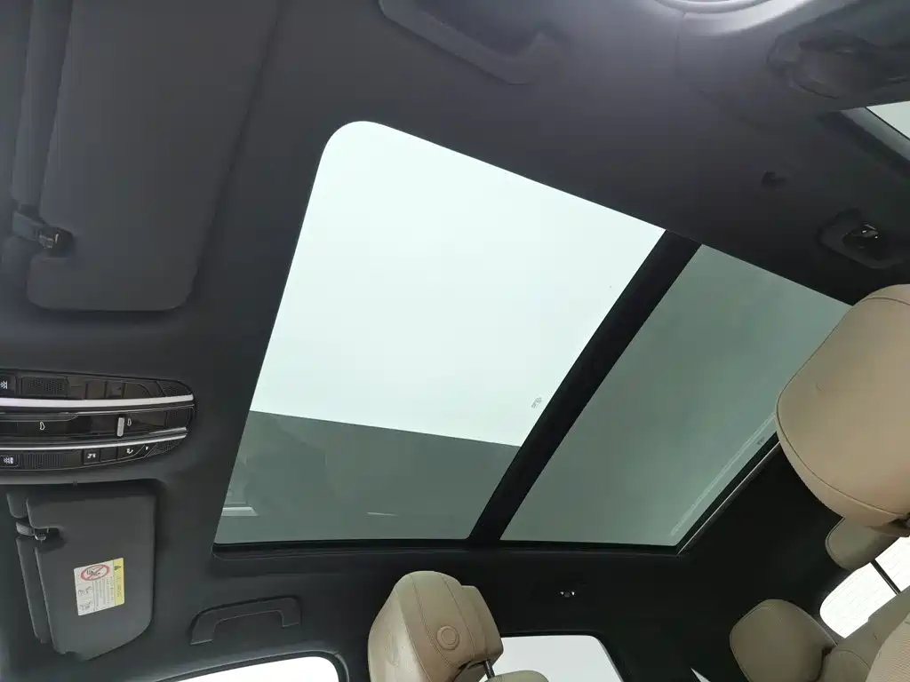 Porsche Cayenne Hybrid — миниатюра 14