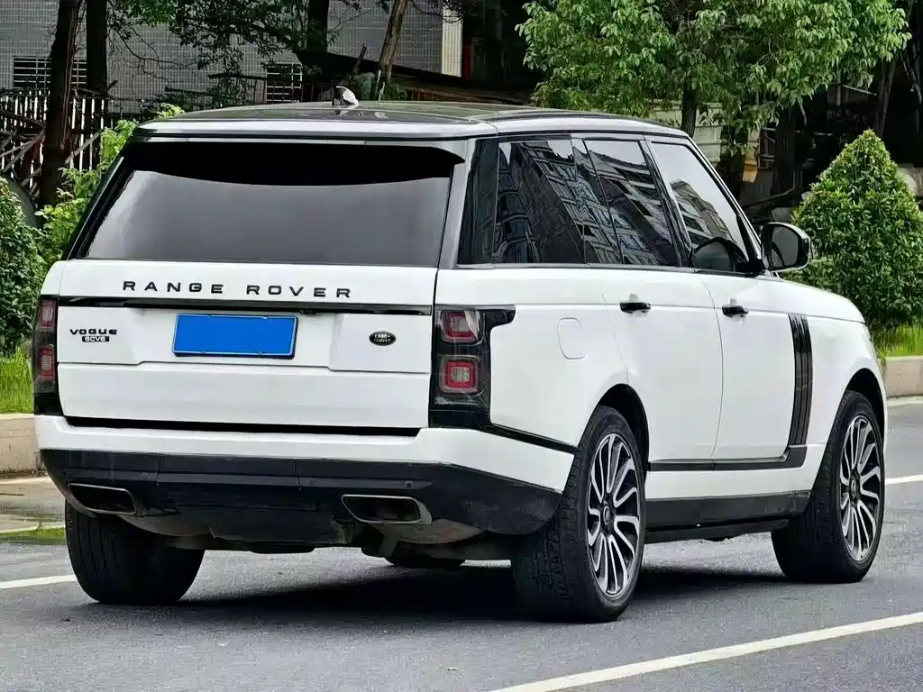 Land Rover Range Rover — миниатюра 9