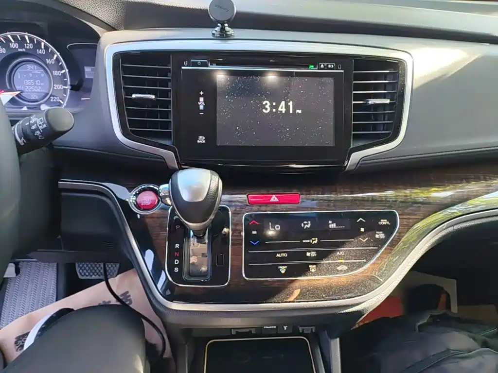 Honda Odyssey — миниатюра 13