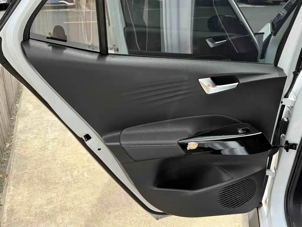 Volkswagen ID.3 — миниатюра 8