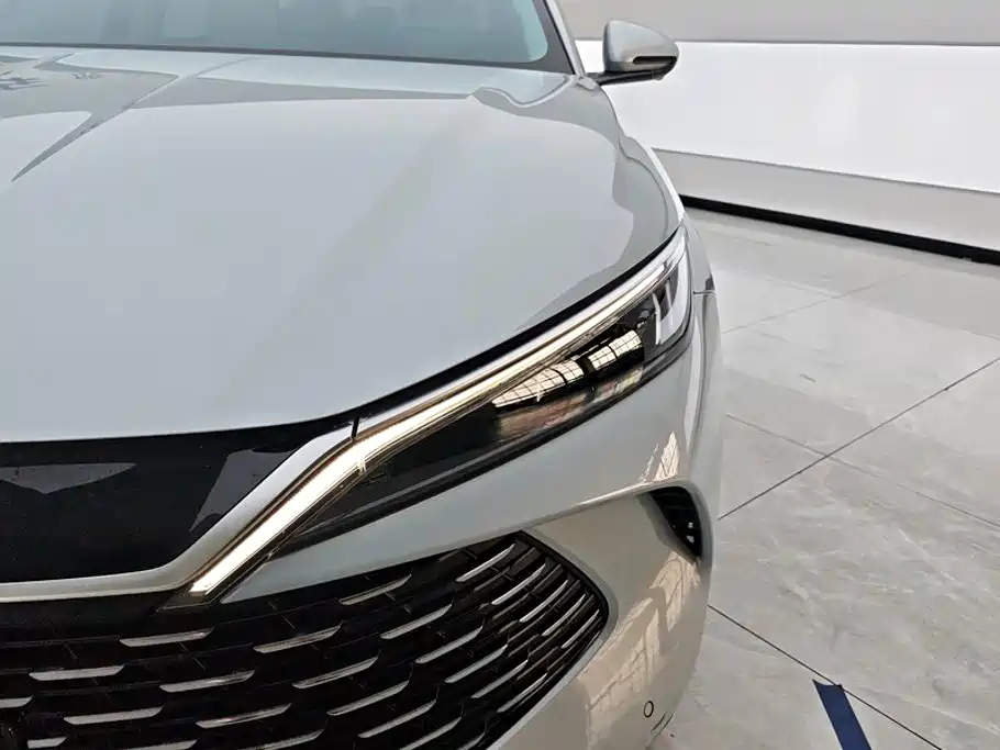 BYD Qin L — миниатюра 5