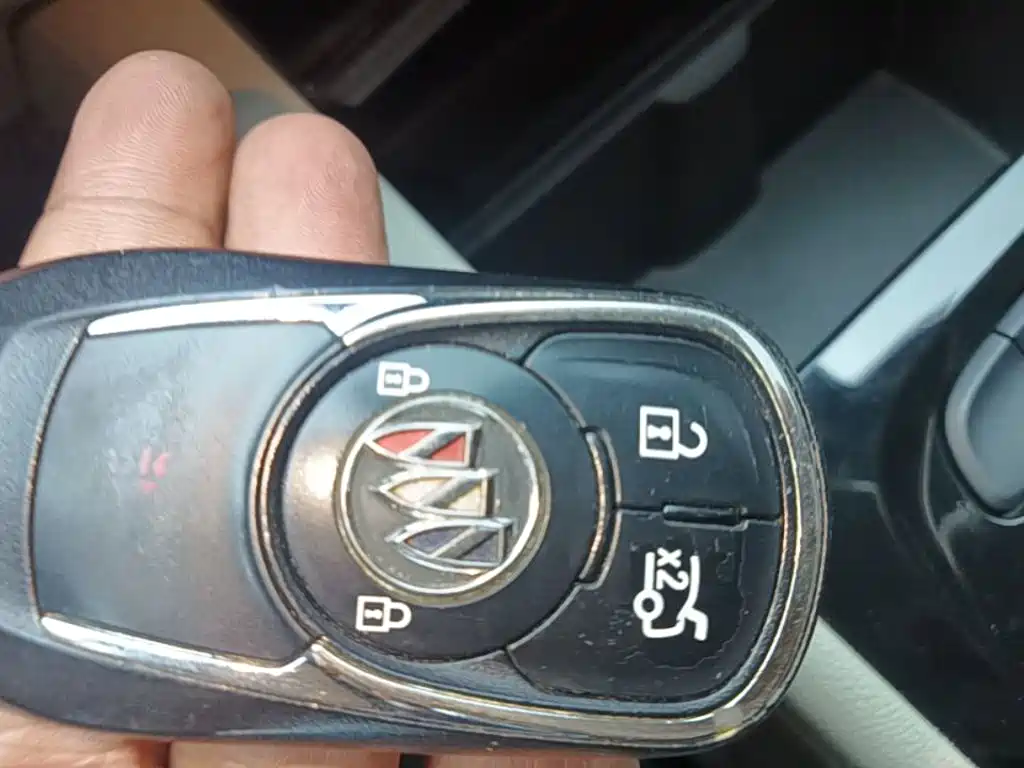 Buick Regal — миниатюра 9