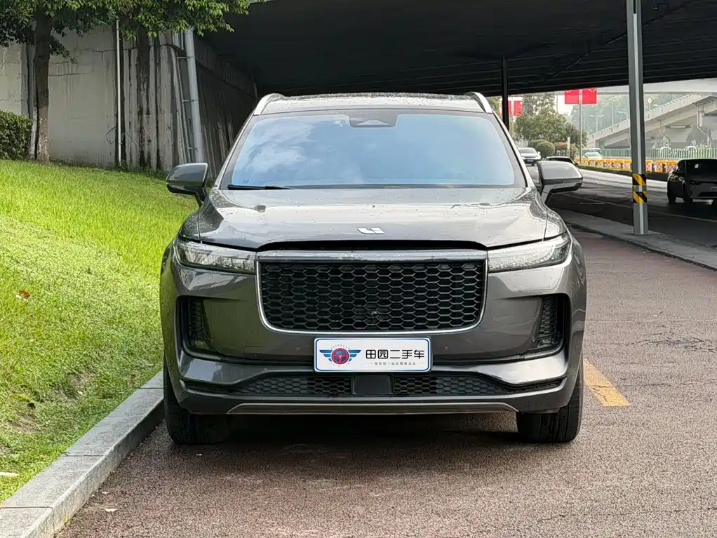 Li Auto Li ONE — миниатюра 2