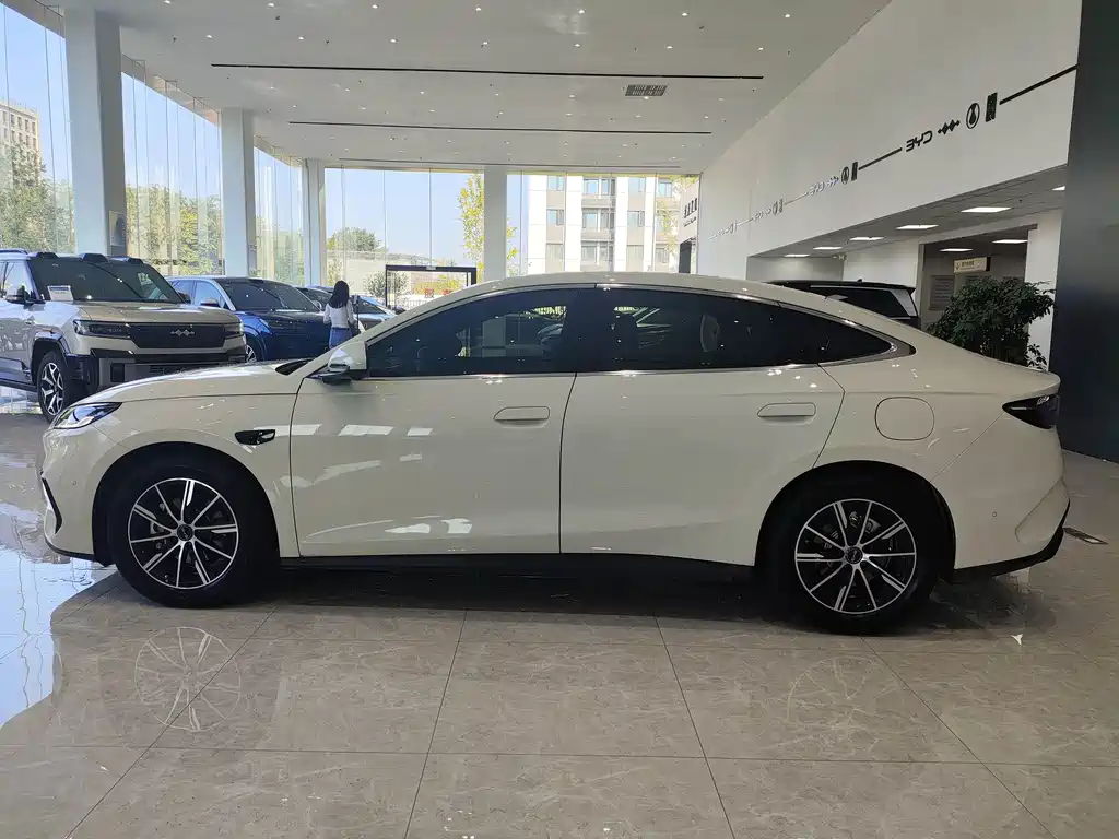 BYD Seal 06 — миниатюра 8