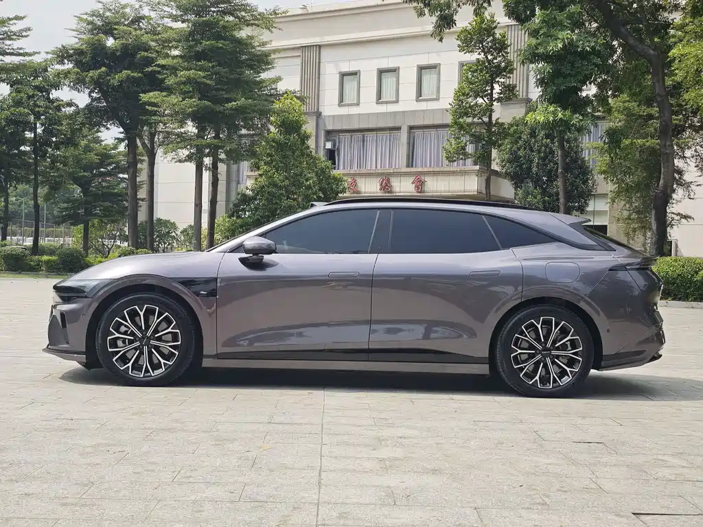 Zeekr 007GT — миниатюра 4