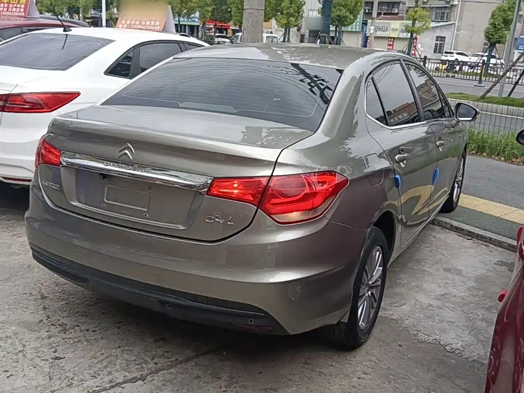 Citroen C4L — миниатюра 7