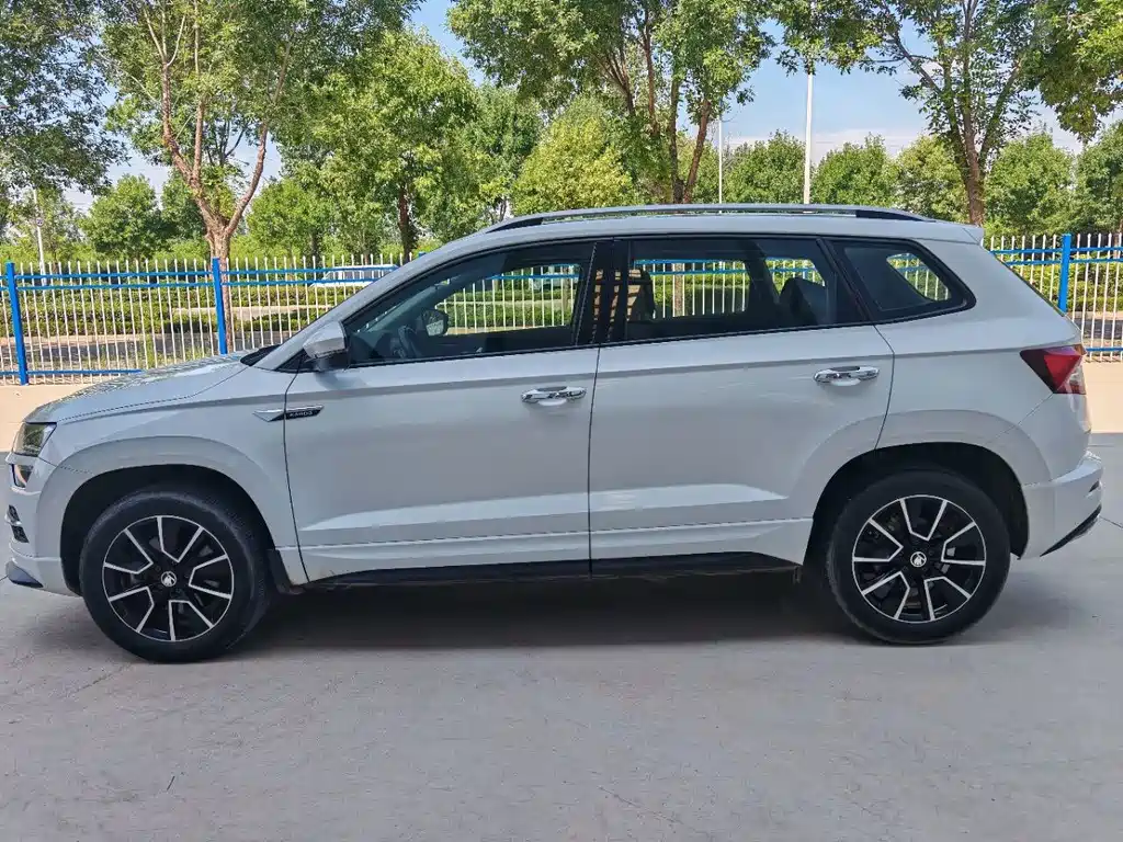 Skoda Karoq — миниатюра 5