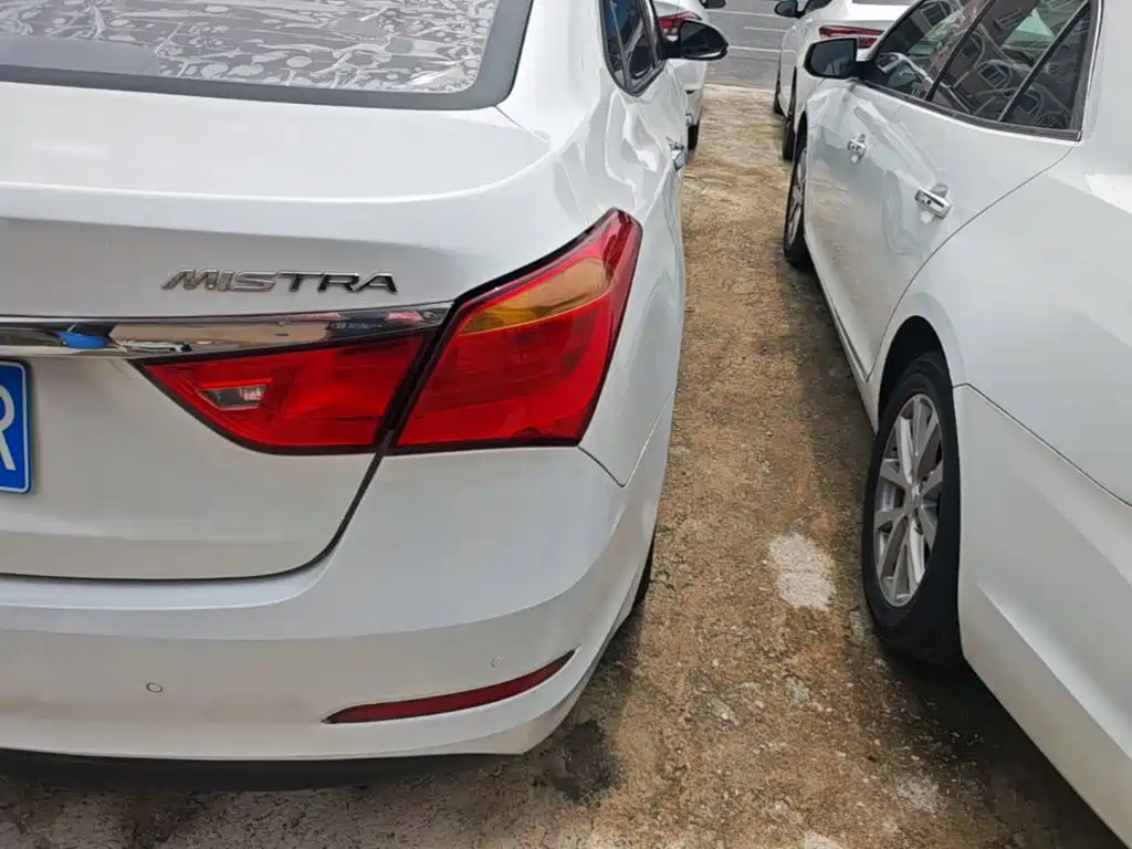 Hyundai Mistra — миниатюра 8